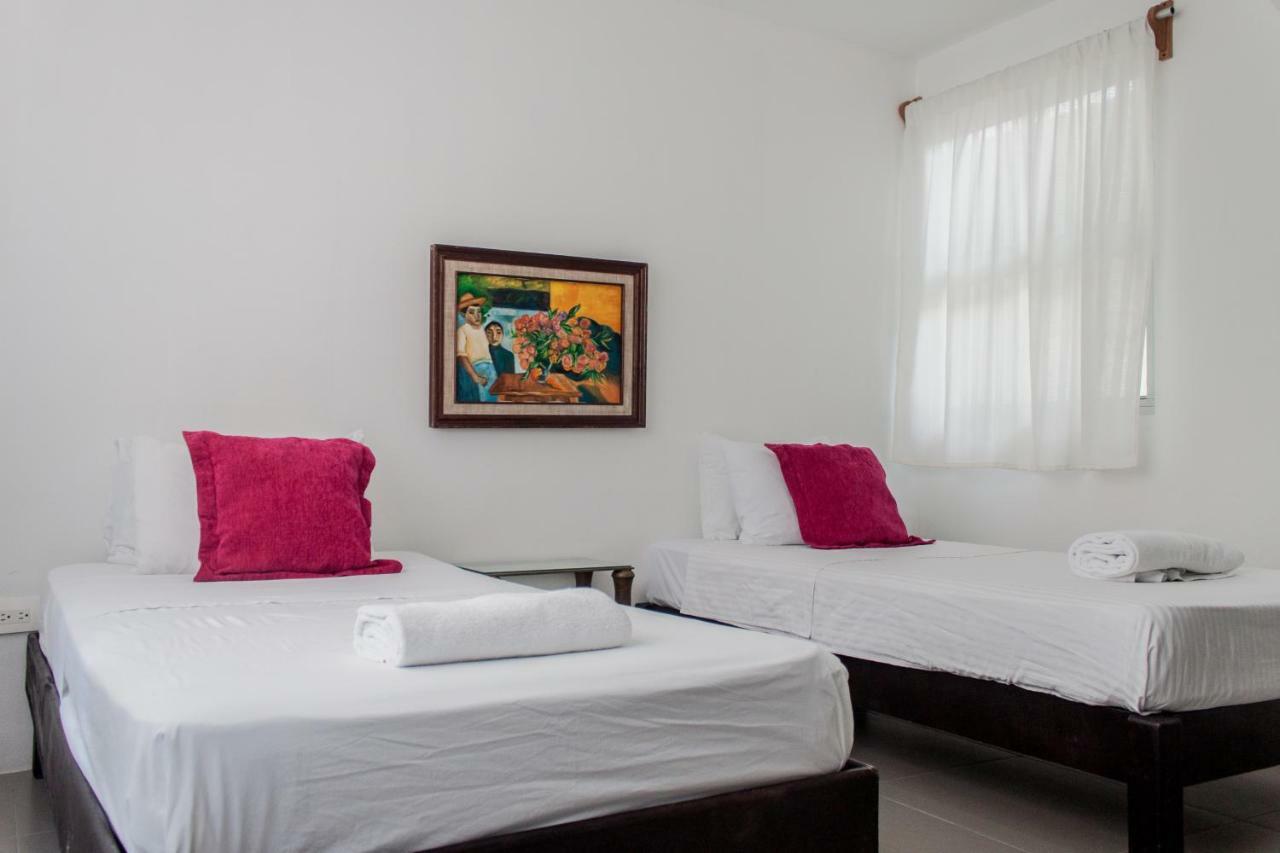 Whyz 4 You Private Rooms Puerto Morelos Kültér fotó